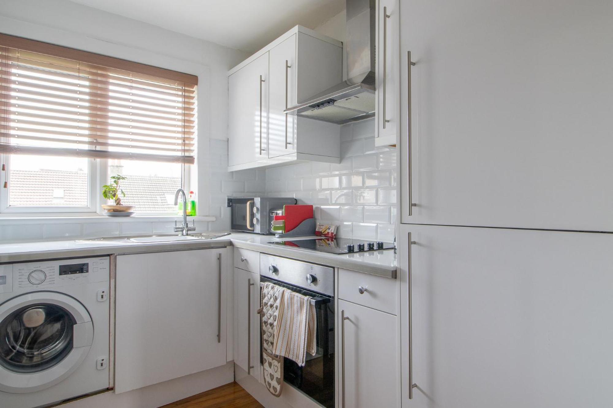 1 Bed Apartment Central Hamilton Free Wifi With Great Transport Links To Glasgow Bagian luar foto